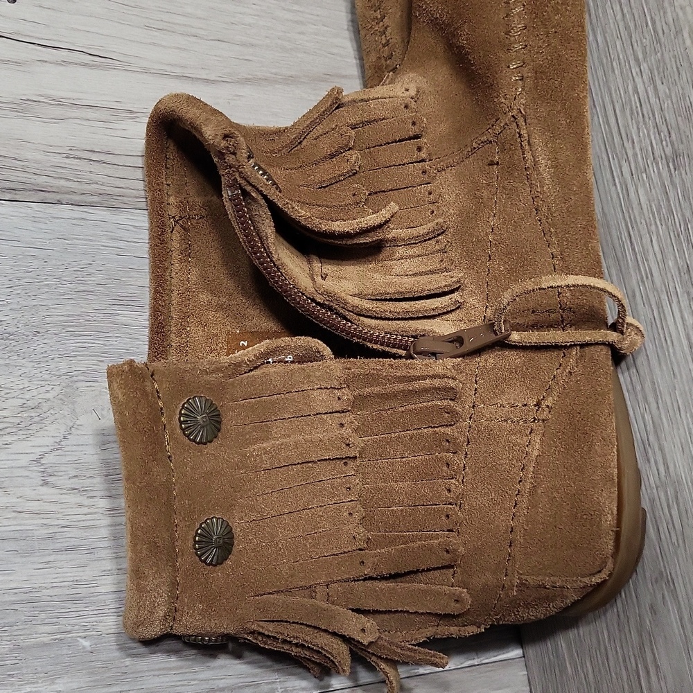 Minnetonka Womens 11 Double Fringe Suede Zip Boots Moccasin Style Southwestern - Picture 8 of 9